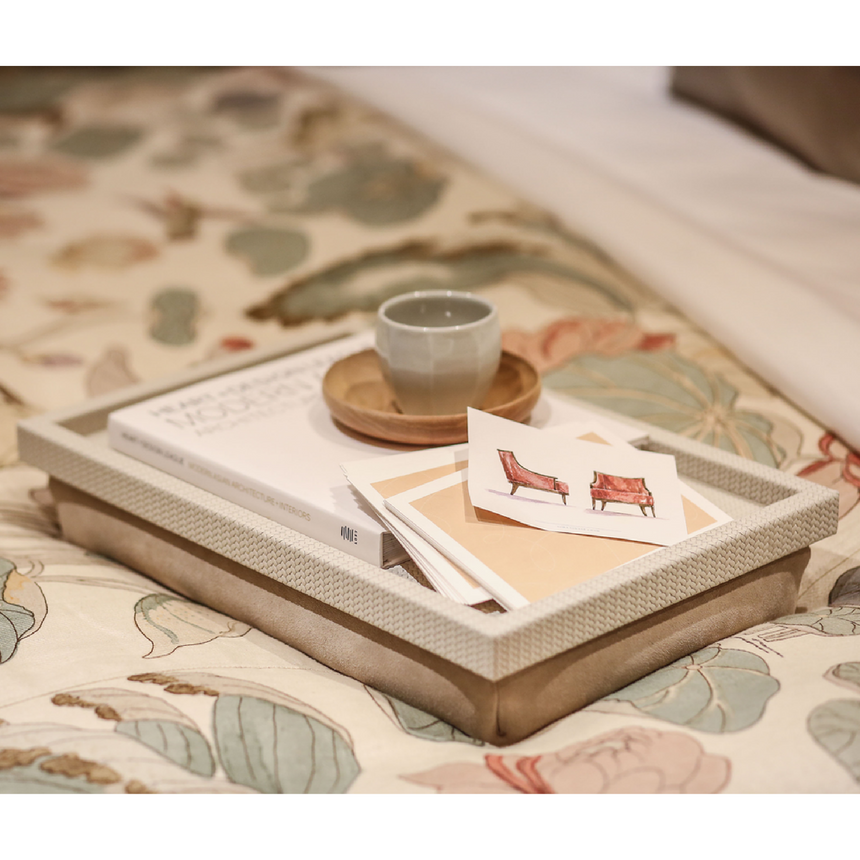 Leather Bed Tray | Pinetti Teseo | Italianfurniture.com