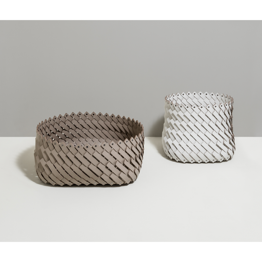Handwoven Leather Square Basket | Pinetti Almeria | Italianfurniture.com