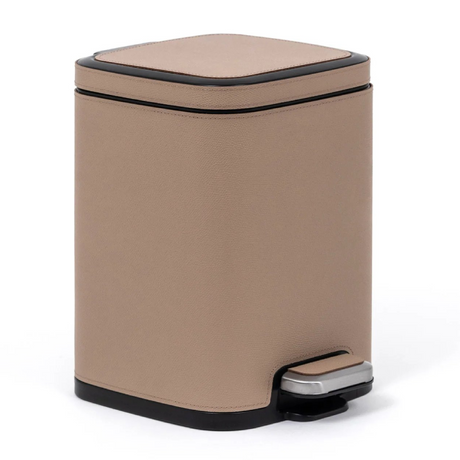 Leather Square Pedal Bin | Pinetti | Italianfurniture.com