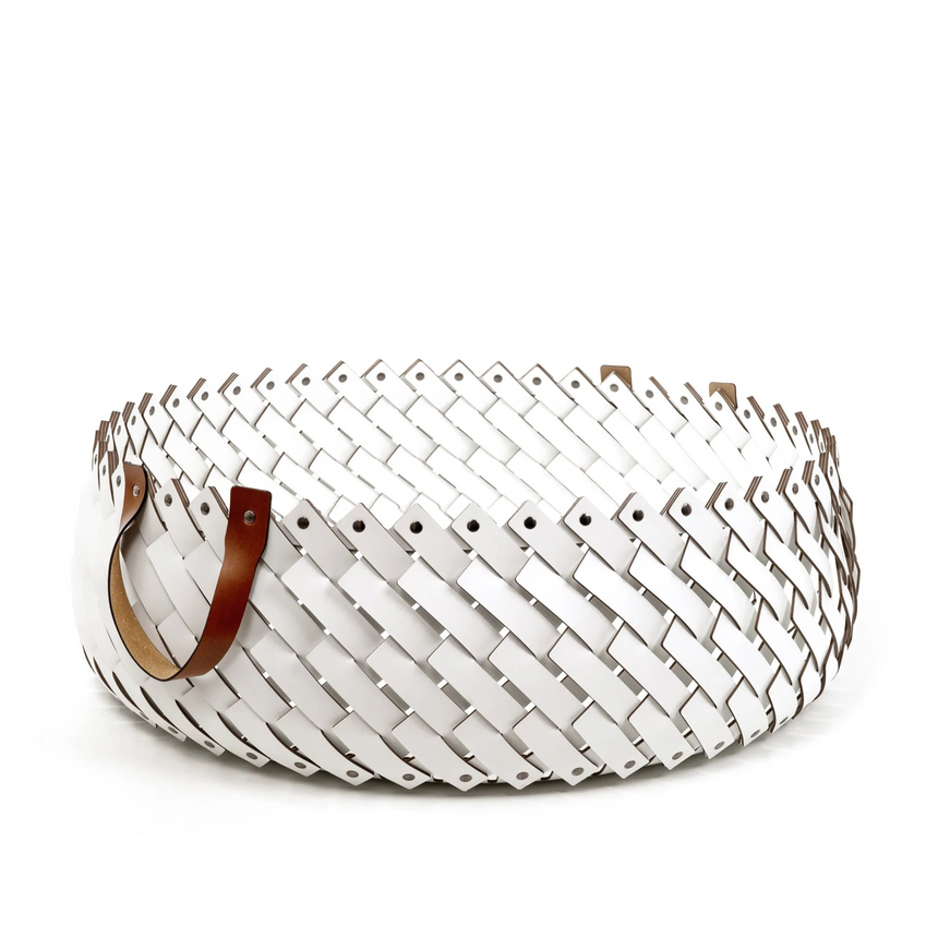 Handwoven Leather Basket | Pinetti Almeria | Italianfurniture.com