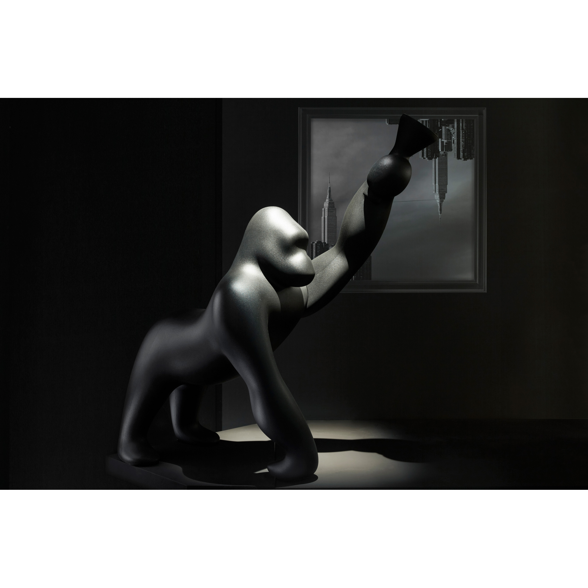 Gorilla Indoor/Outdoor Floor Lamp | Qeeboo Kong | Italianfurniture.com