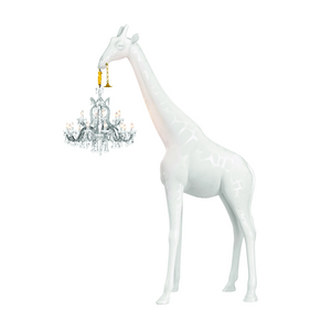 Giraffe Statue Floor Lamp | Qeeboo Giraffe in Love | Italianfurniture.com