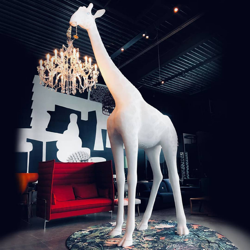 Giraffe Statue Floor Lamp | Qeeboo Giraffe in Love | Italianfurniture.com