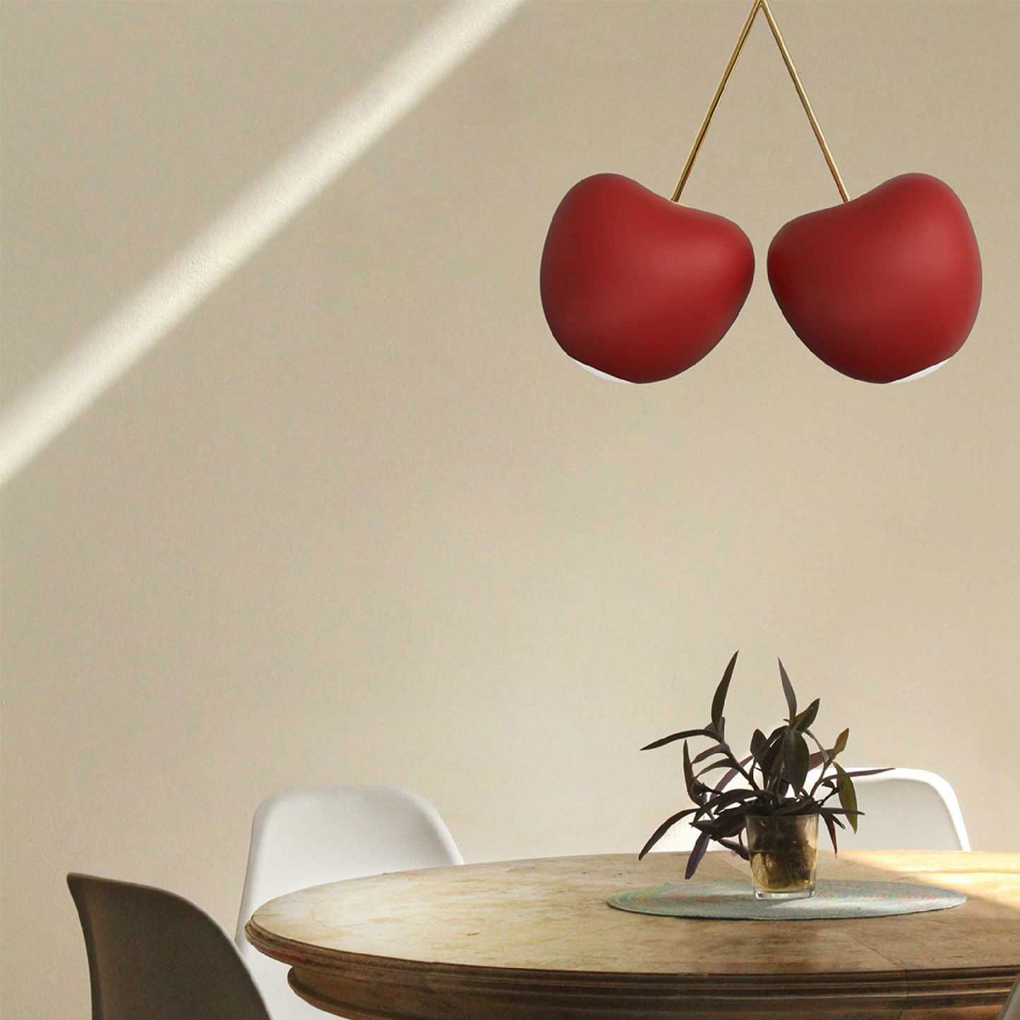 Modern Sculptural Chandelier | Qeeboo Cherry | Italianfurniture.com