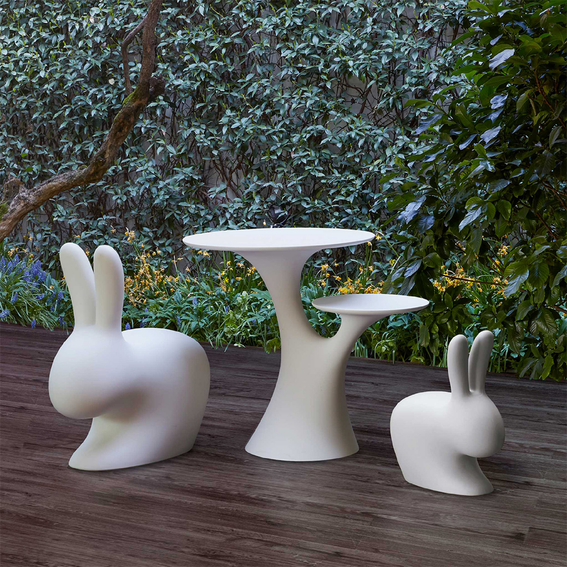 Two-Level Side Table | Qeeboo Rabbit Tree | Italianfurniture.com