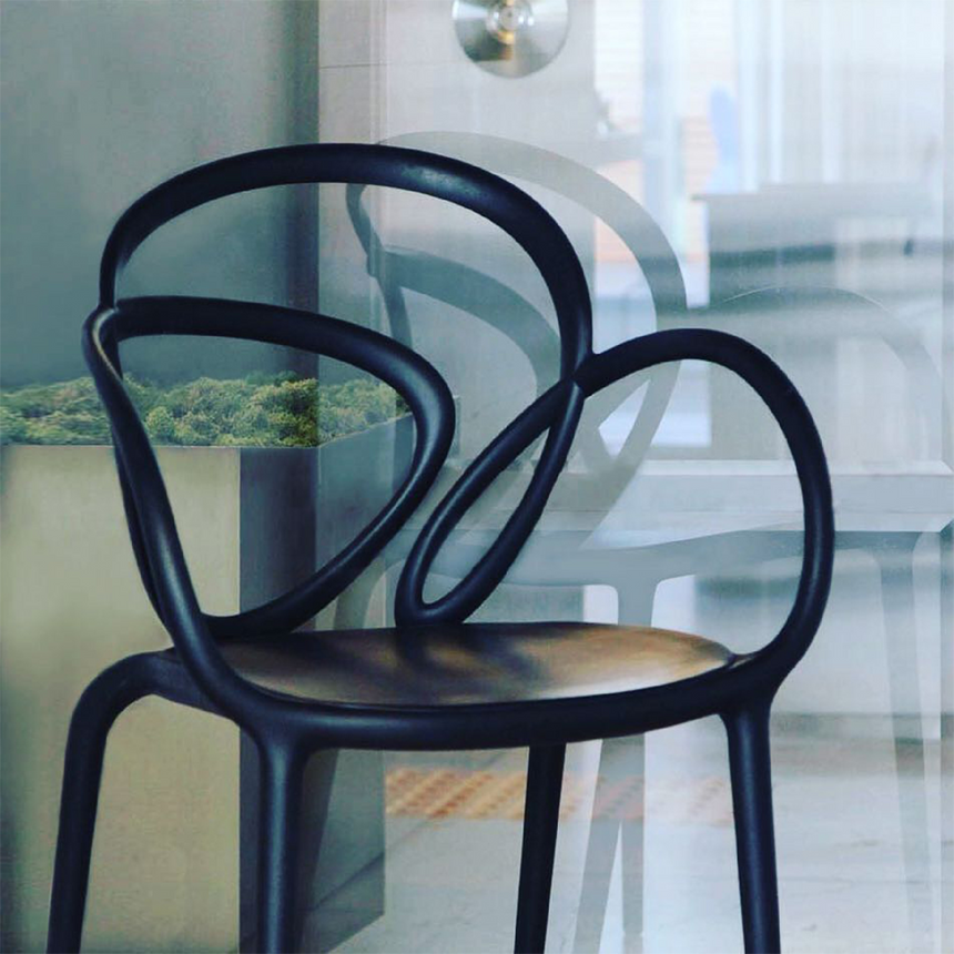 Tangled Dining Chairs (2) | Qeeboo Loop | Italianfurniture.com