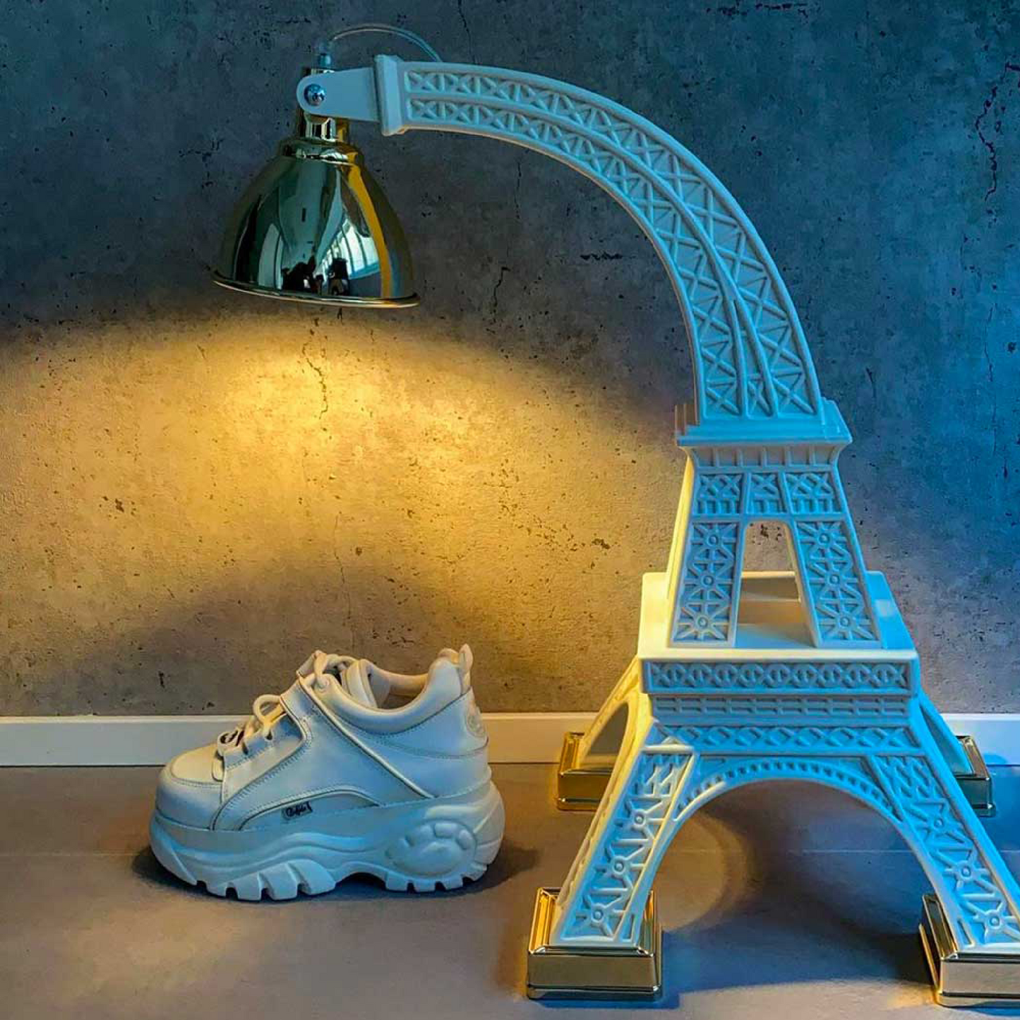 Eiffel Tower Table Lamp M | Qeeboo Paris | Italianfurniture.com