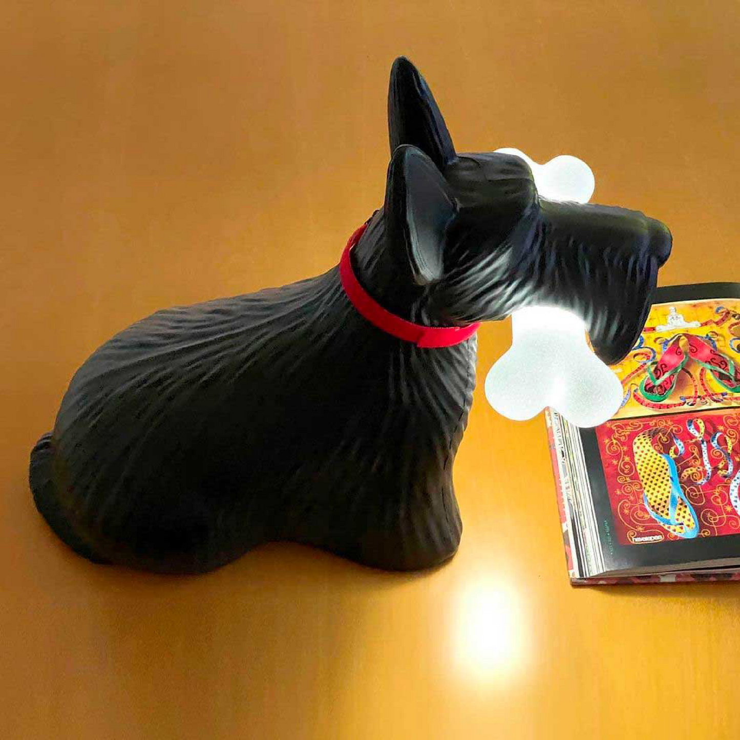 Decorative Dog Wireless Lamp | Qeeboo Scottie | Italianfurniture.com