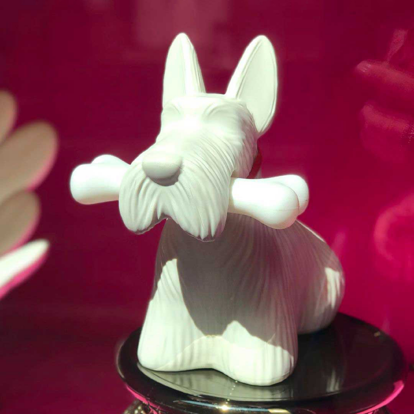 Decorative Dog Wireless Lamp | Qeeboo Scottie | Italianfurniture.com