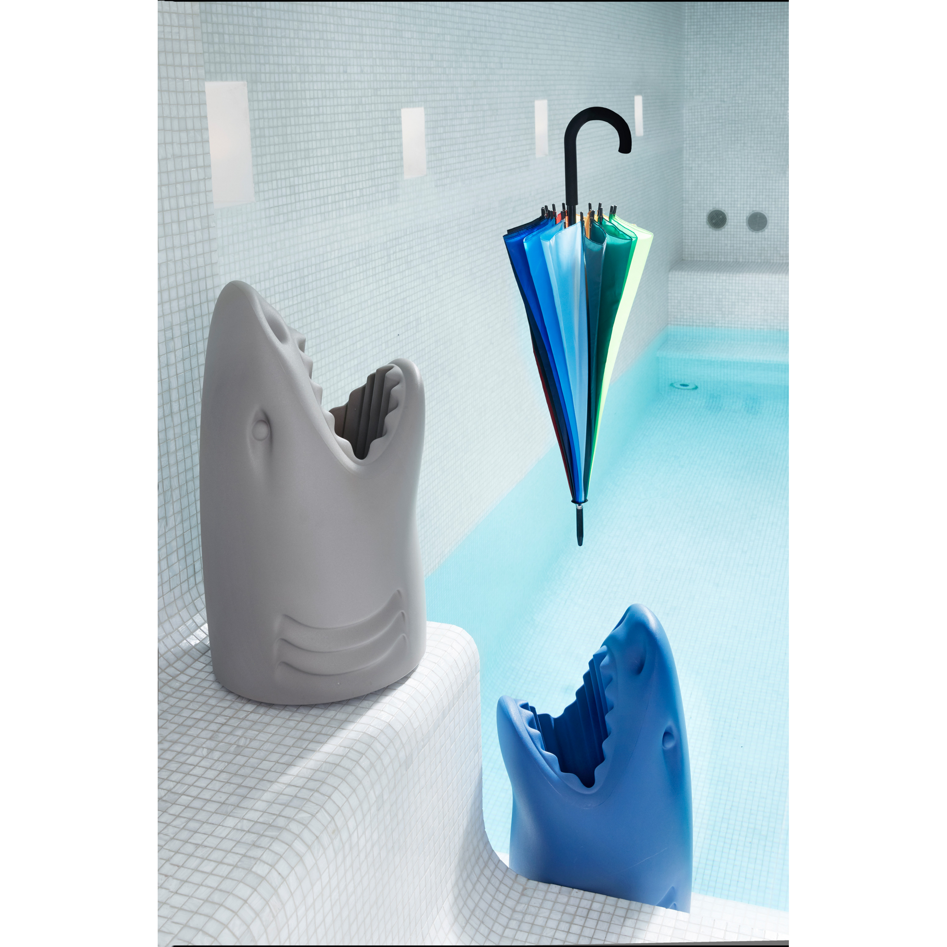 Shark-Shaped Multipurpose Holder | Qeeboo Killer | Italianfurniture.com