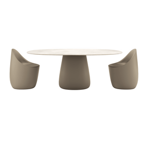 Oval Indoor/Outdoor Dining Table | Qeeboo Cobble | Italianfurniture.com