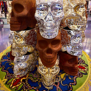 Metallic Skull Stool Side Table | Qeeboo Mexico | Italianrfurniture.com