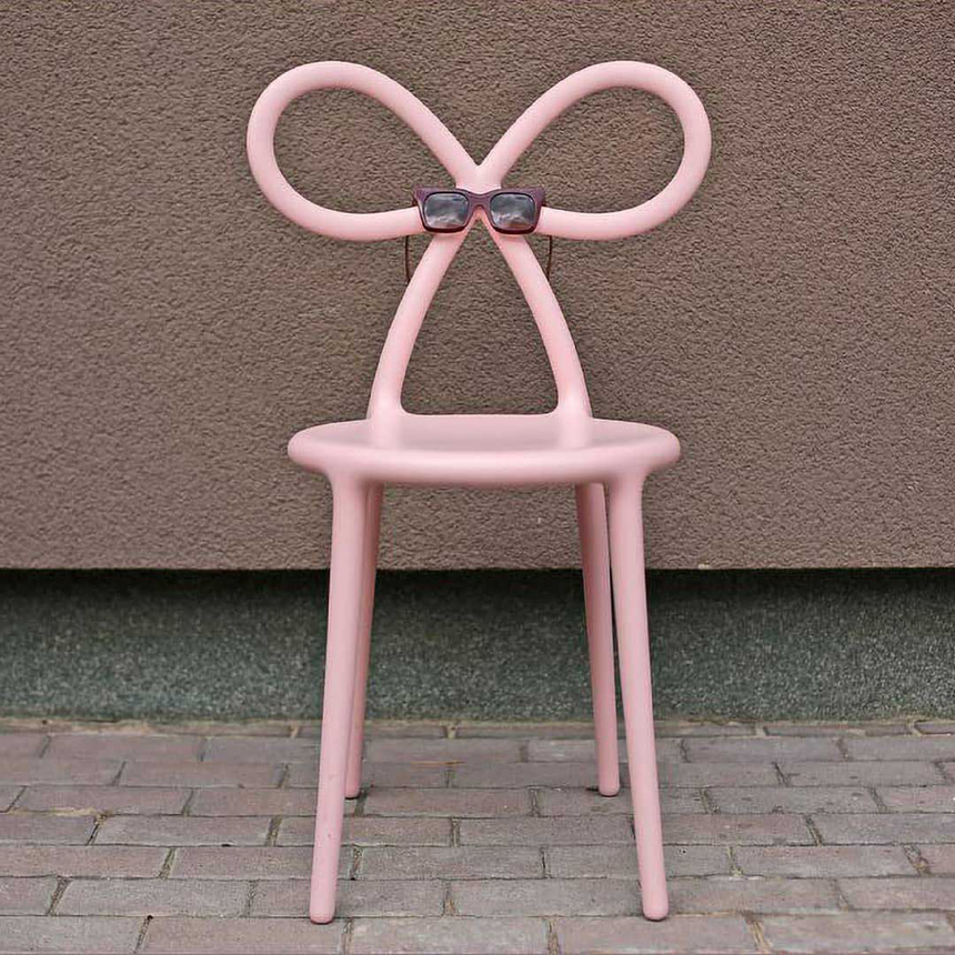 Bow Design Dining Chair | Qeeboo Ribbon | Italianfurniture.com