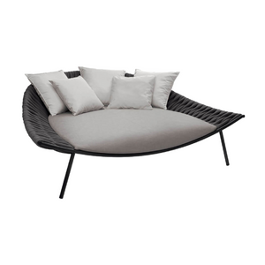 Braided Outdoor Daybed | Roda Arena | Italianfurniture.com