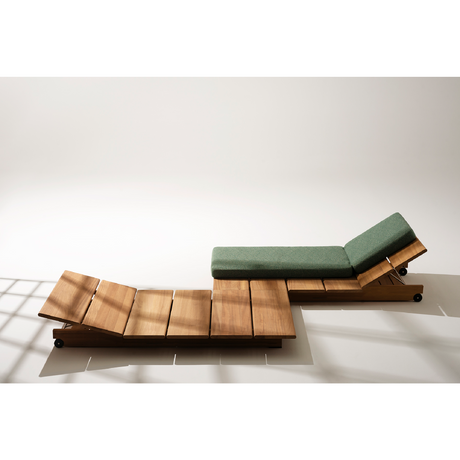 Slatted Iroko Sunlounger | Roda Eolie | Italianfurniture.com