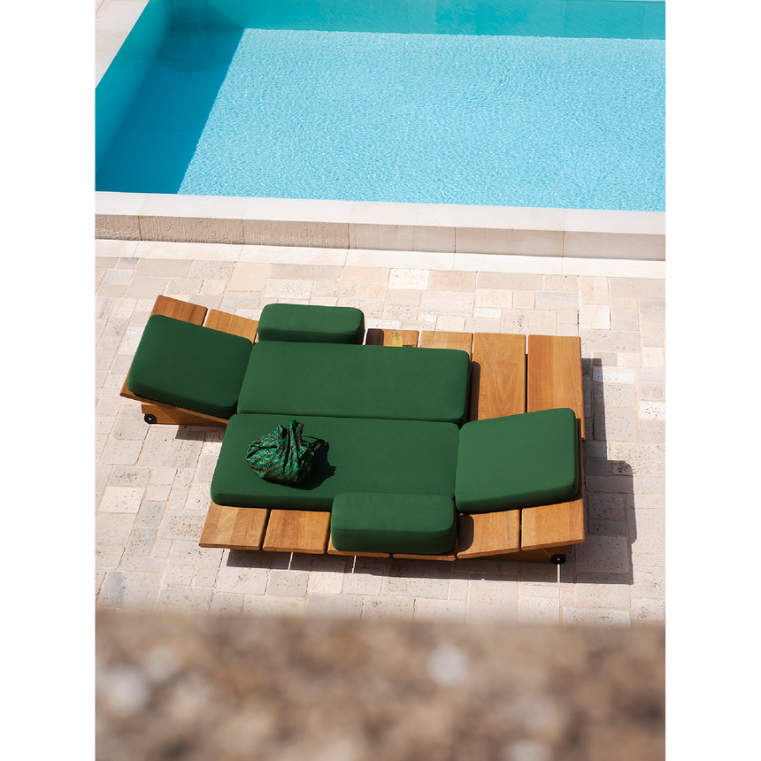 Slatted Iroko Sunlounger | Roda Eolie | Italianfurniture.com