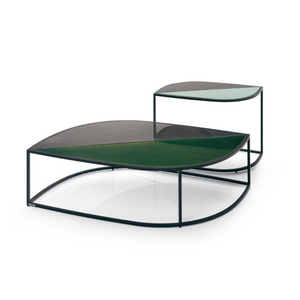 Ovate Outdoor Side Table | Roda Leaf | Italianfurniture.com