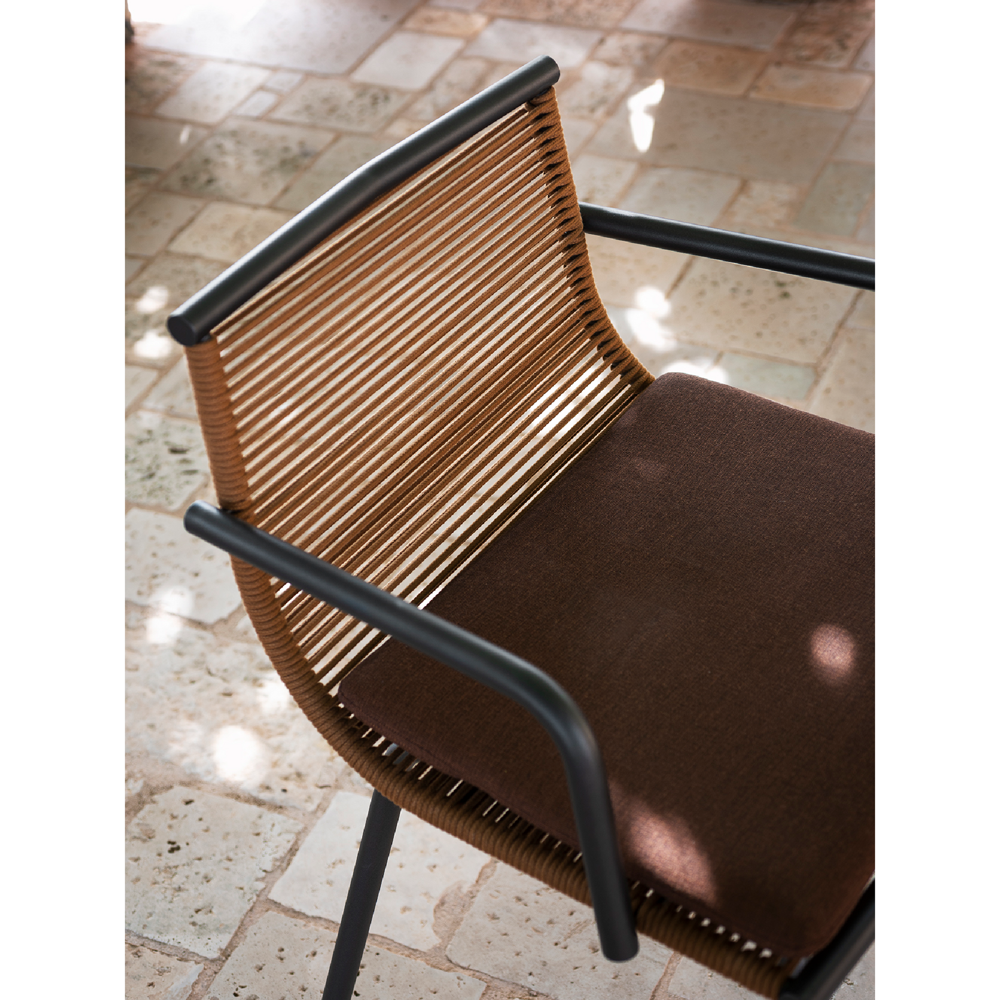 Cord Outdoor Armchair | Roda Laze | Italianfurniture.com