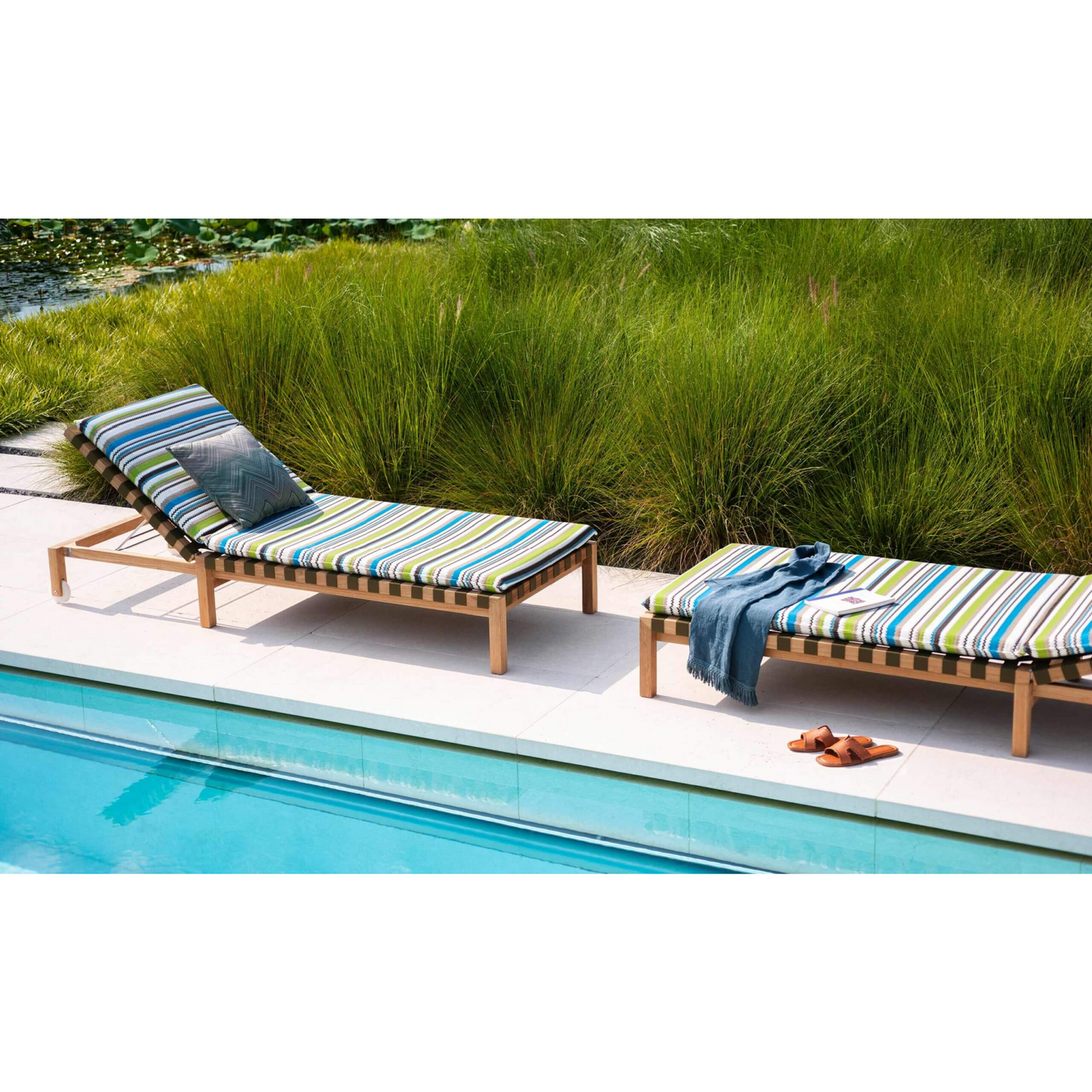 Interlaced Belt Sunlounger | Roda Mistral | Italianfurniture.com