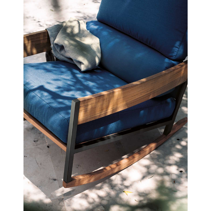 Padded Outdoor Rocking Chair | Roda Nap | Italianfurniture.com