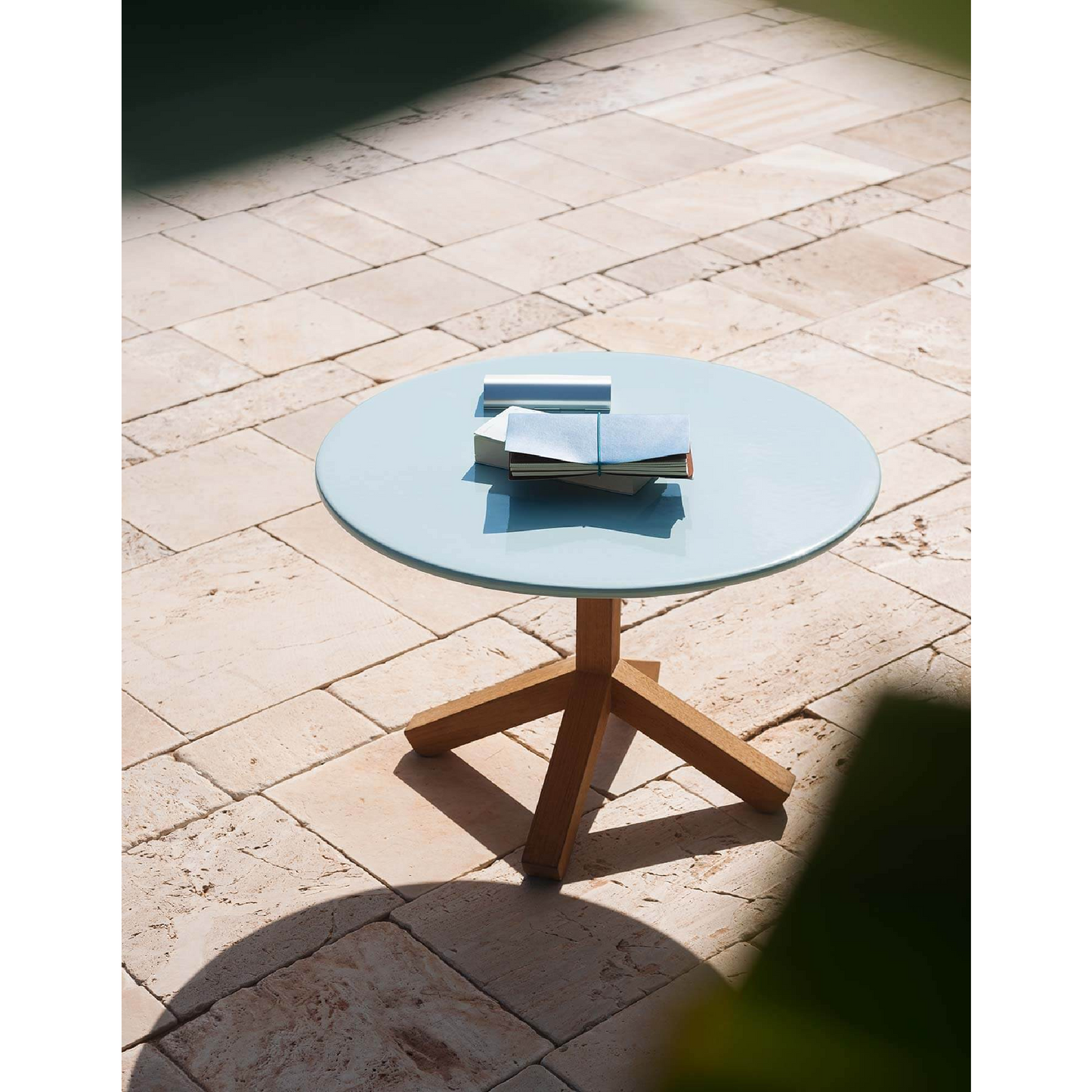 Central-Legged Outdoor Coffee Table | Roda Root | Italianfurniture.com