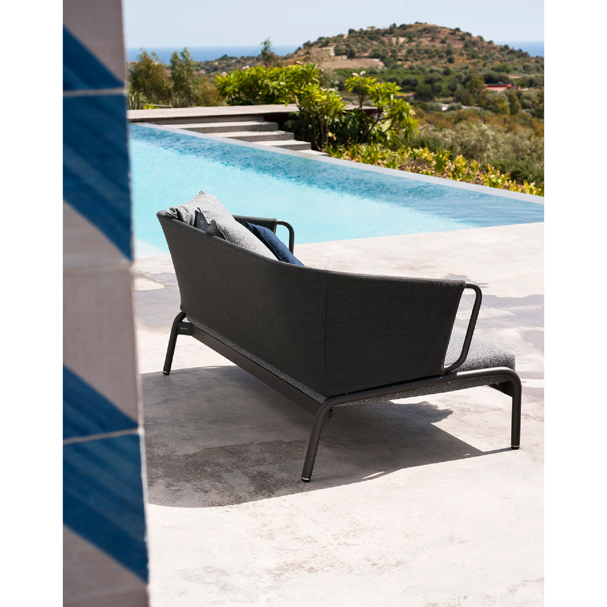 Full Back Outdoor Armchair | Roda Spool | Italianfurniture.com