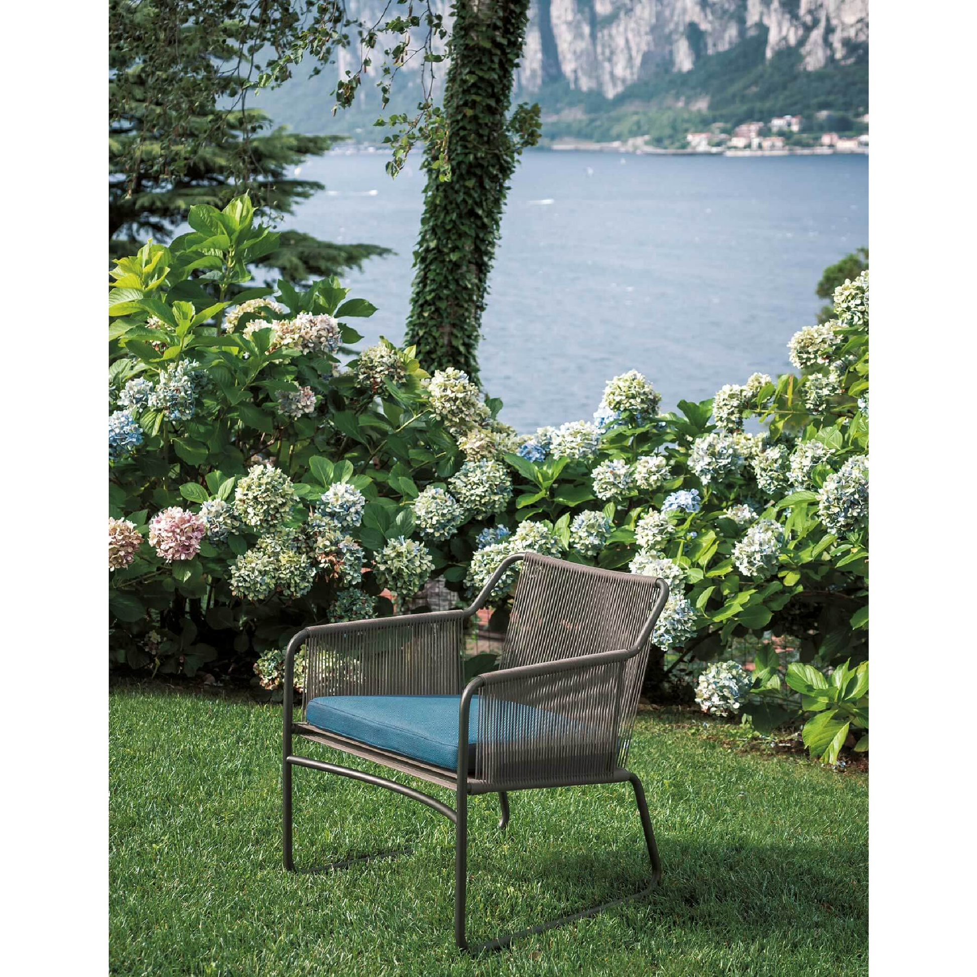 Outdoor String Lounge Chair | Roda Harp | Italianfurniture.com