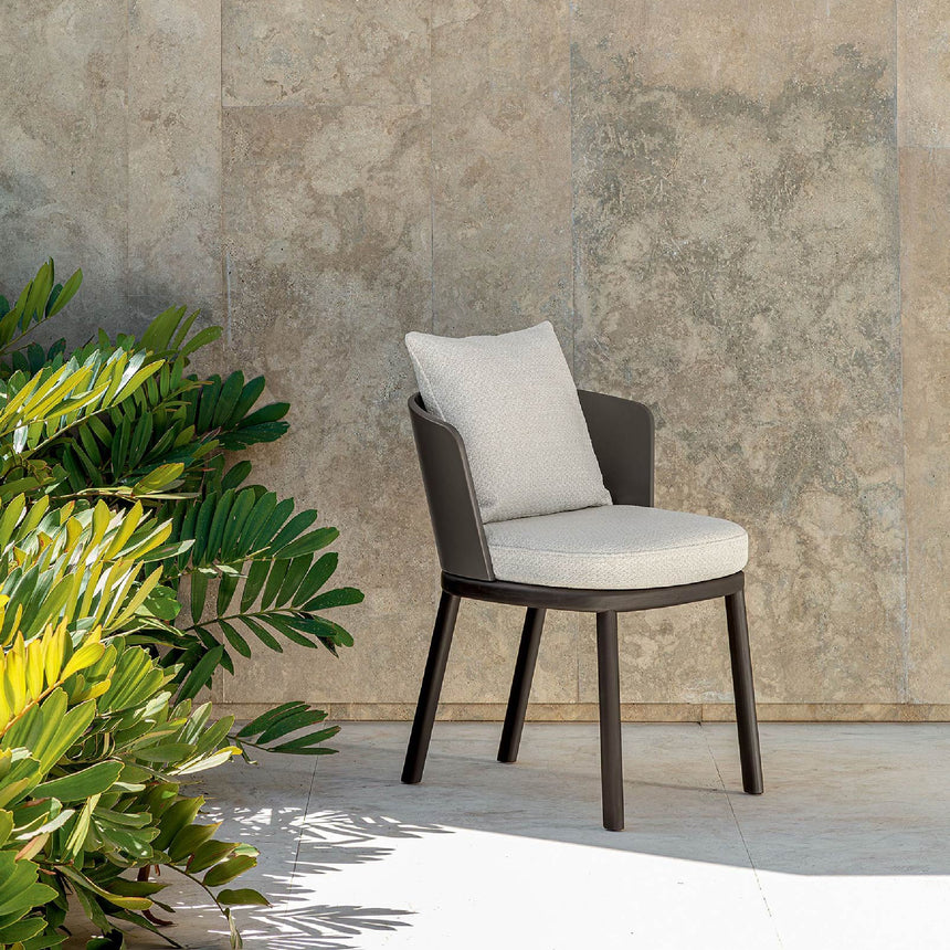 Upholstered Barrel Back Outdoor Dining Chair | Talenti Itaca | Italianfurniture.com