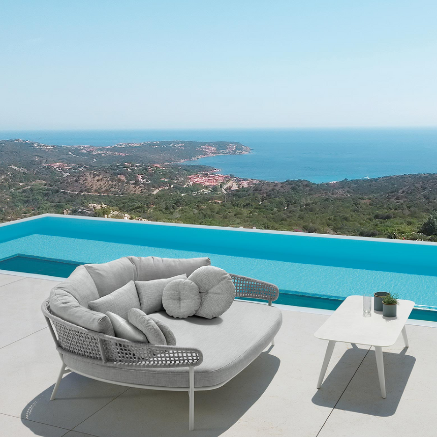 Aluminum Extendible Outdoor Dining Table | Talenti Moon | Italianfurniture.com