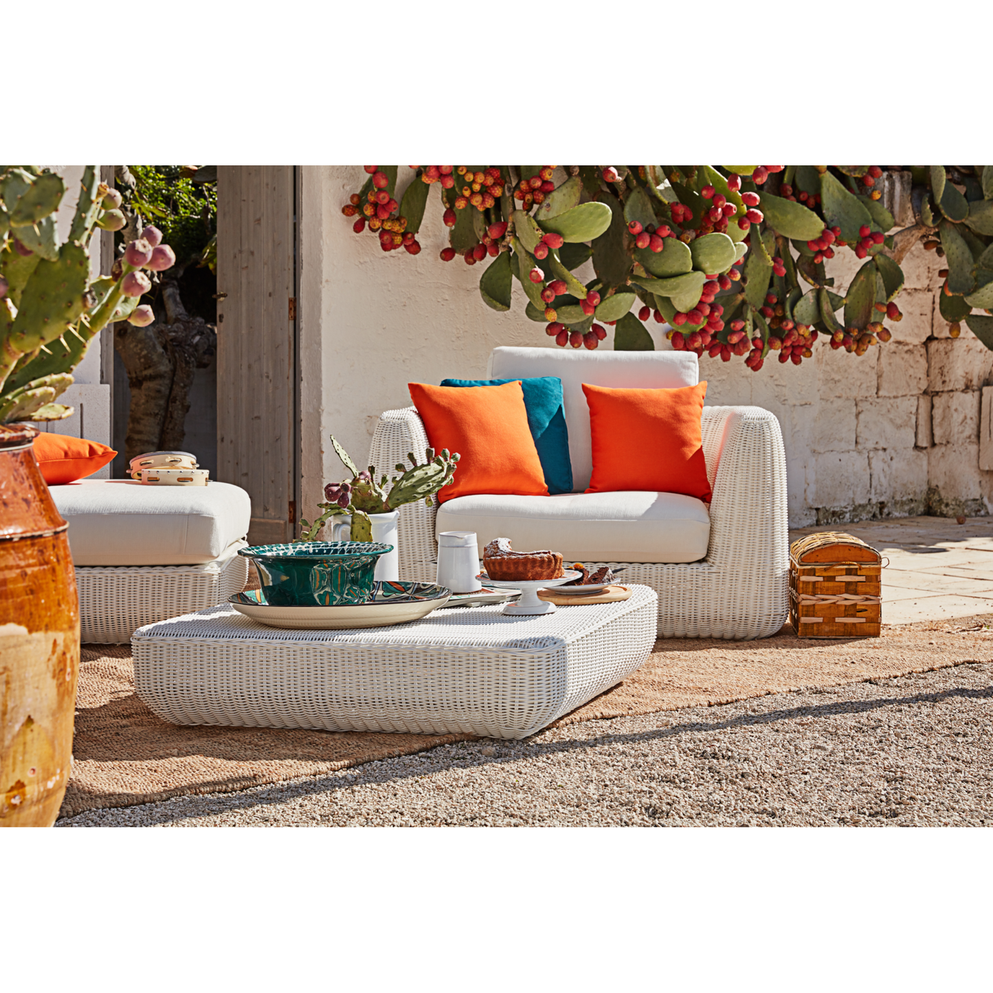 Outdoor Woven Armchair | Unopiu Agora | Italianfurniture.com