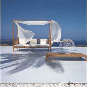 Curtained Teak Sun Bed | Unopiu Synthesis | Italianfurniture.com