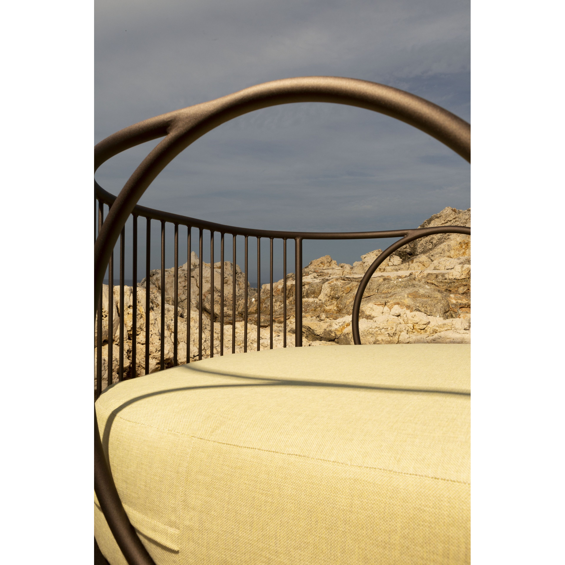 Bronze Outdoor Lounge Chair | Unopiu Ariete | Italianfurniture.com