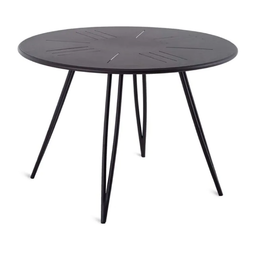 Contemporary Outdoor Dining Table | Unopiu Ariete | Italianfurniture.com