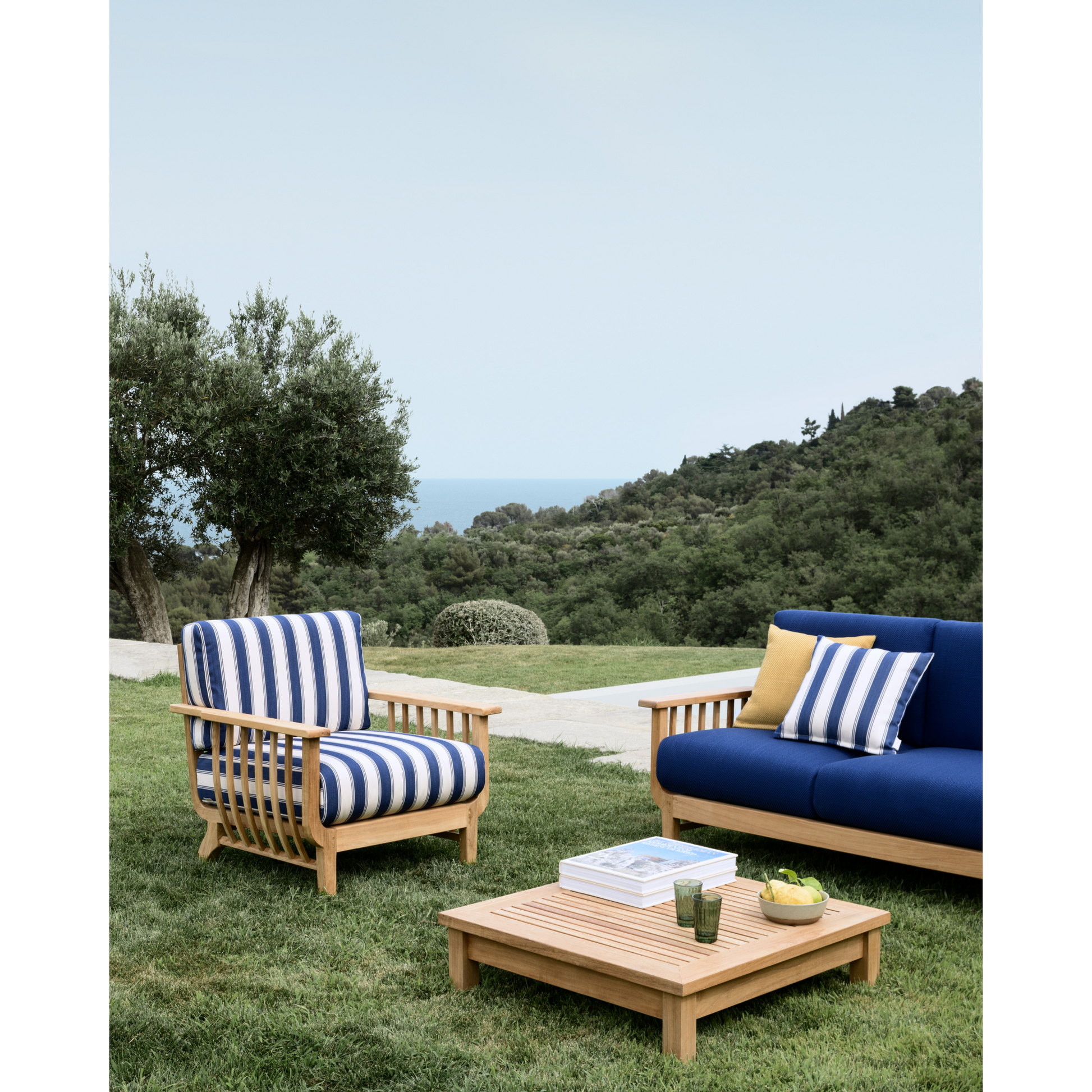 Teak 3-Seater Outdoor Sofa | Unopiu Chelsea | Italianfurniture.com