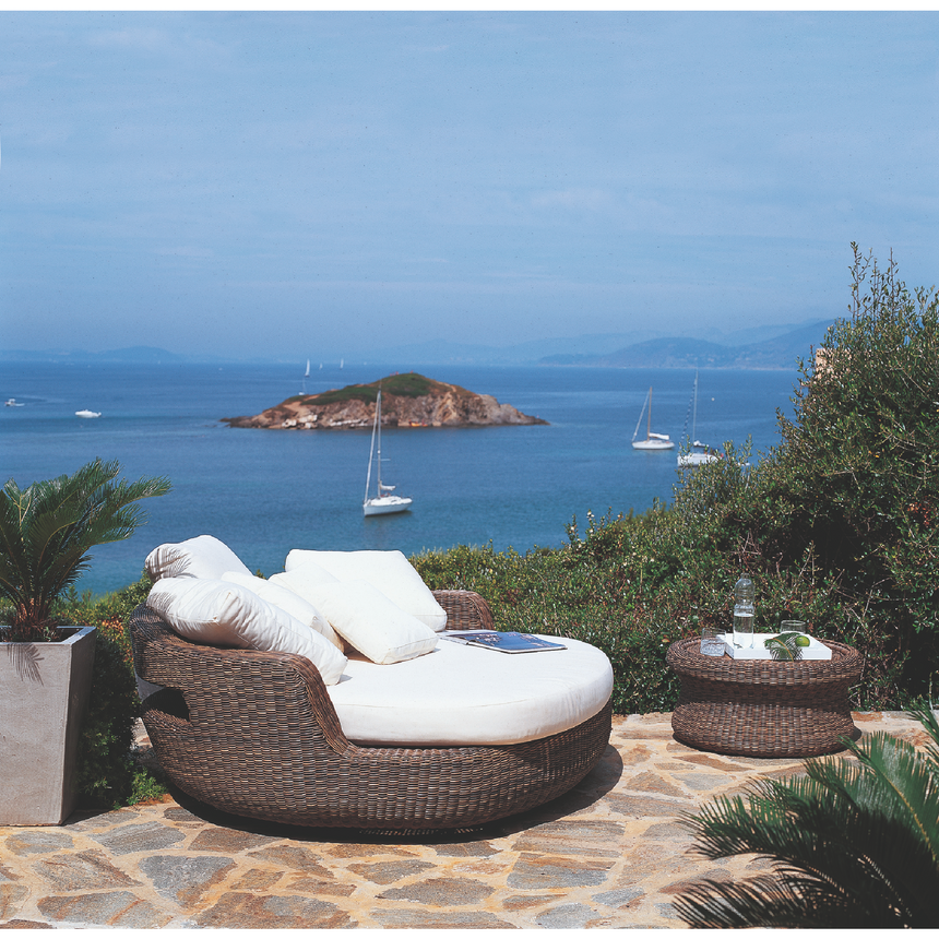 Round Outdoor Lounge Chair | Unopiu Agorà | Italianfurniture.com