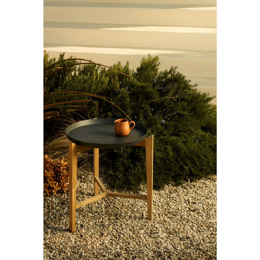 Round Tray Outdoor Coffee Table | Unopiu Fresbee | Italianfurniture.com