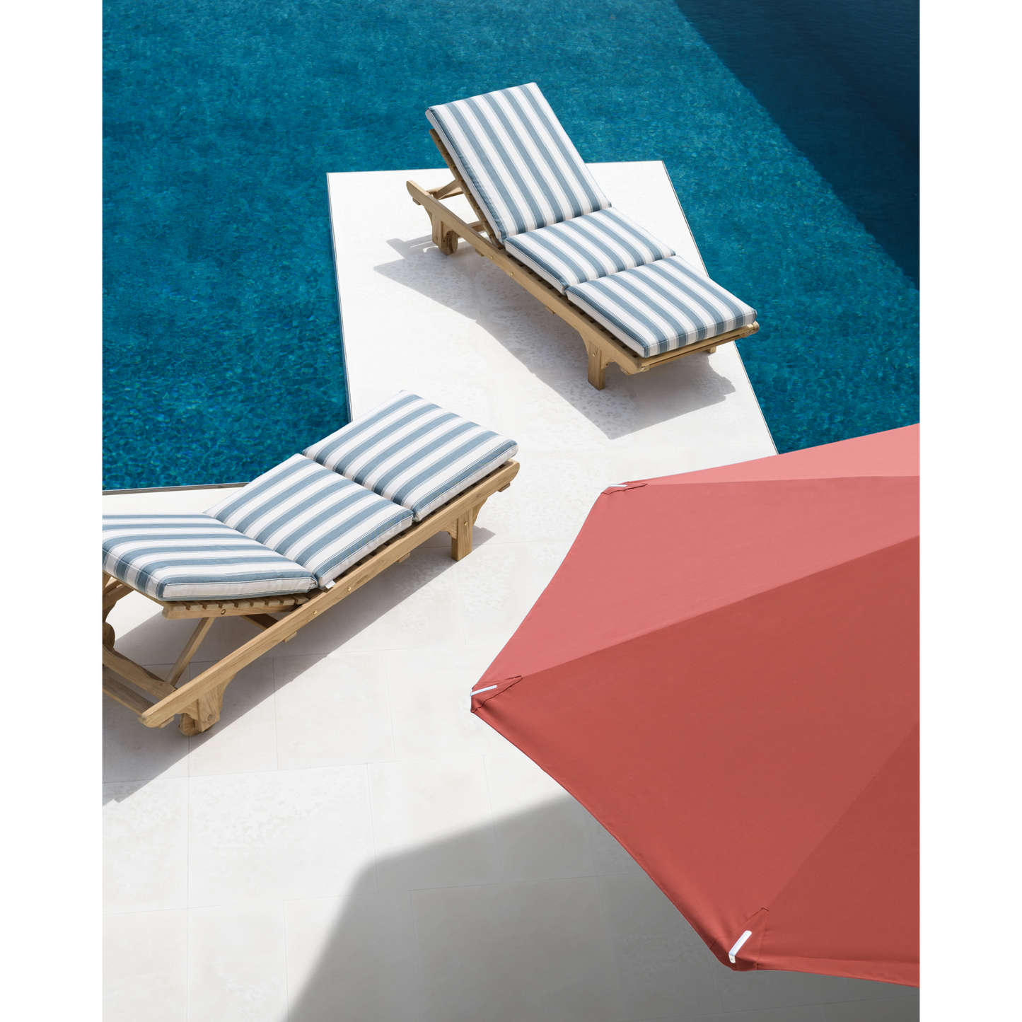 Teak Sun Lounger | Unopiu Chelsea | Italianfurniture.com