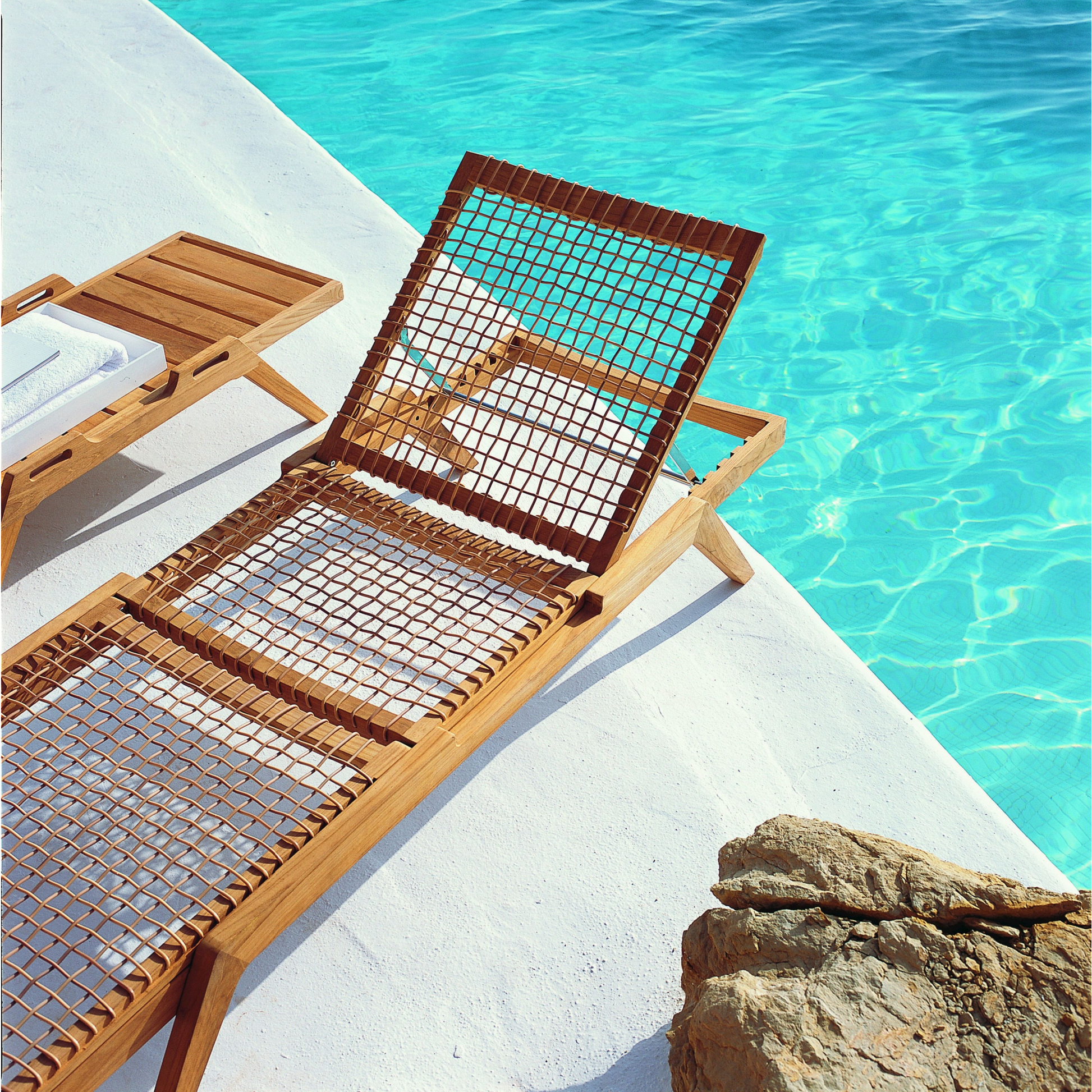 Teak Cushioned Sun Lounger | Unopiu Synthesis | Italianfurniture.com