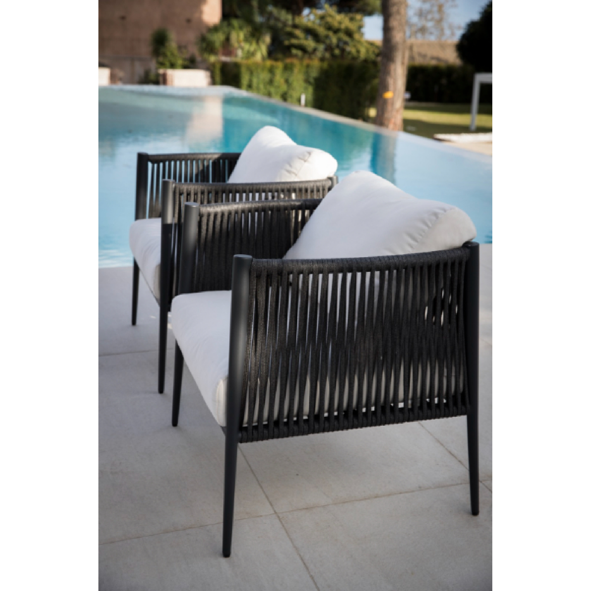 Woven Cord Outdoor Armchair | Unopiu Luce | Italianfurniture.com