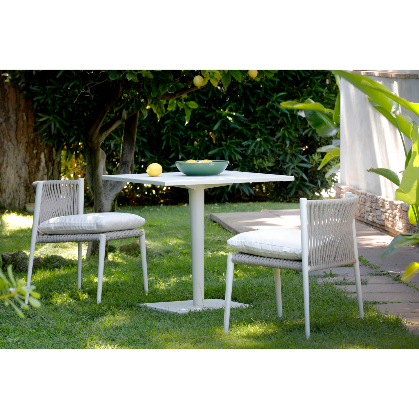 Square Outdoor Bistro Table | Unopiu Luce | Italianfurniture.com