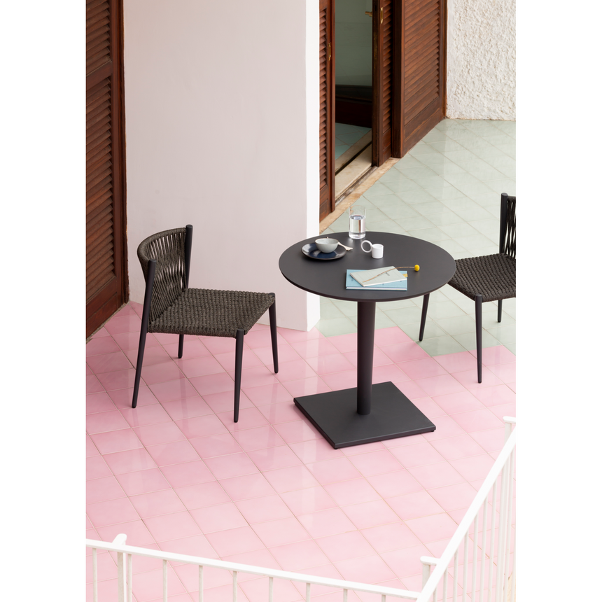 Round Outdoor Dining Table | Unopiu Luce | Italianfurniture.com