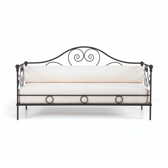 Iron Outdoor Sofa Bed | Unopiu Aurora | Italianfurniture.com