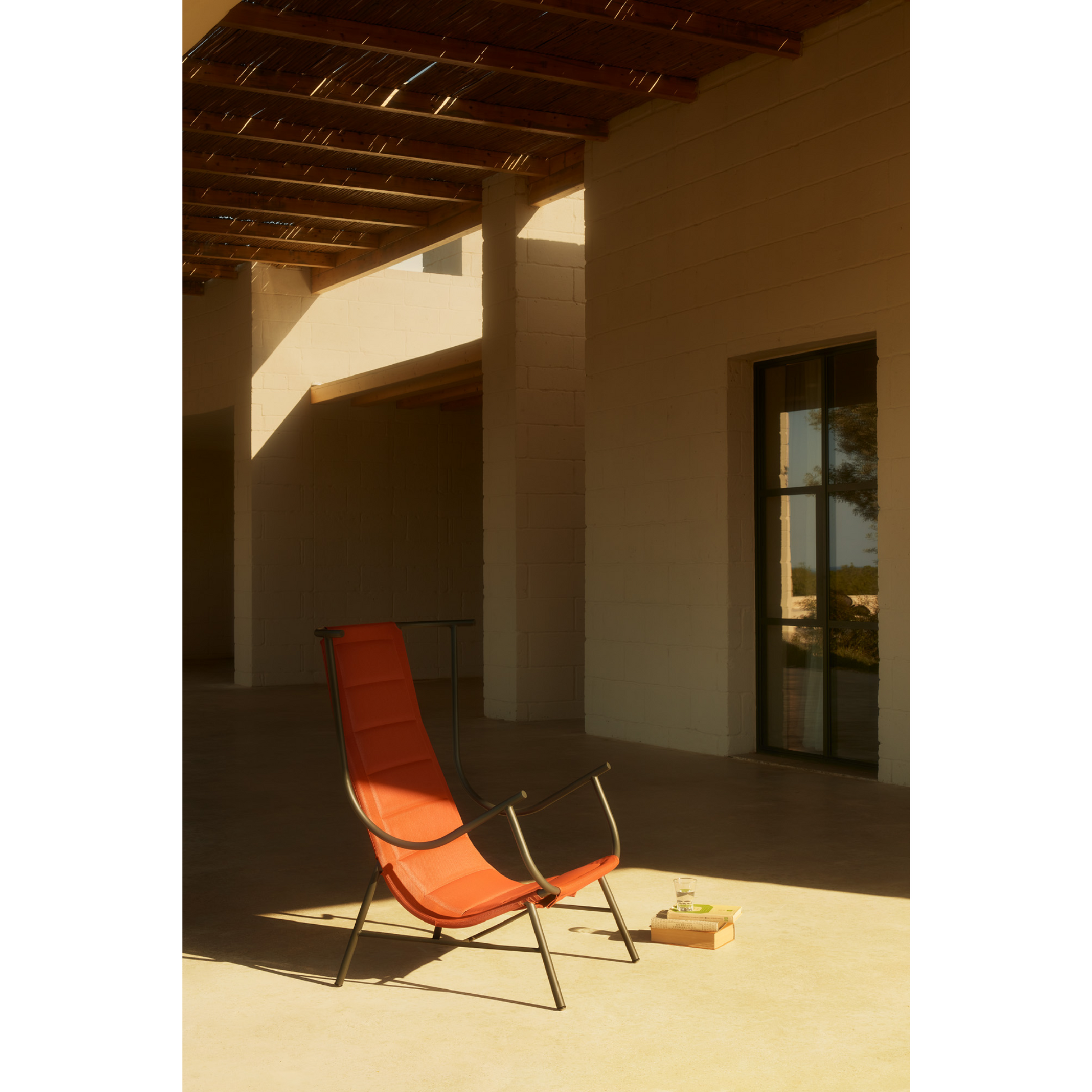 Minimalist Outdoor Bergère Armchair | Unopiu Nanda | Italianfurniture.com