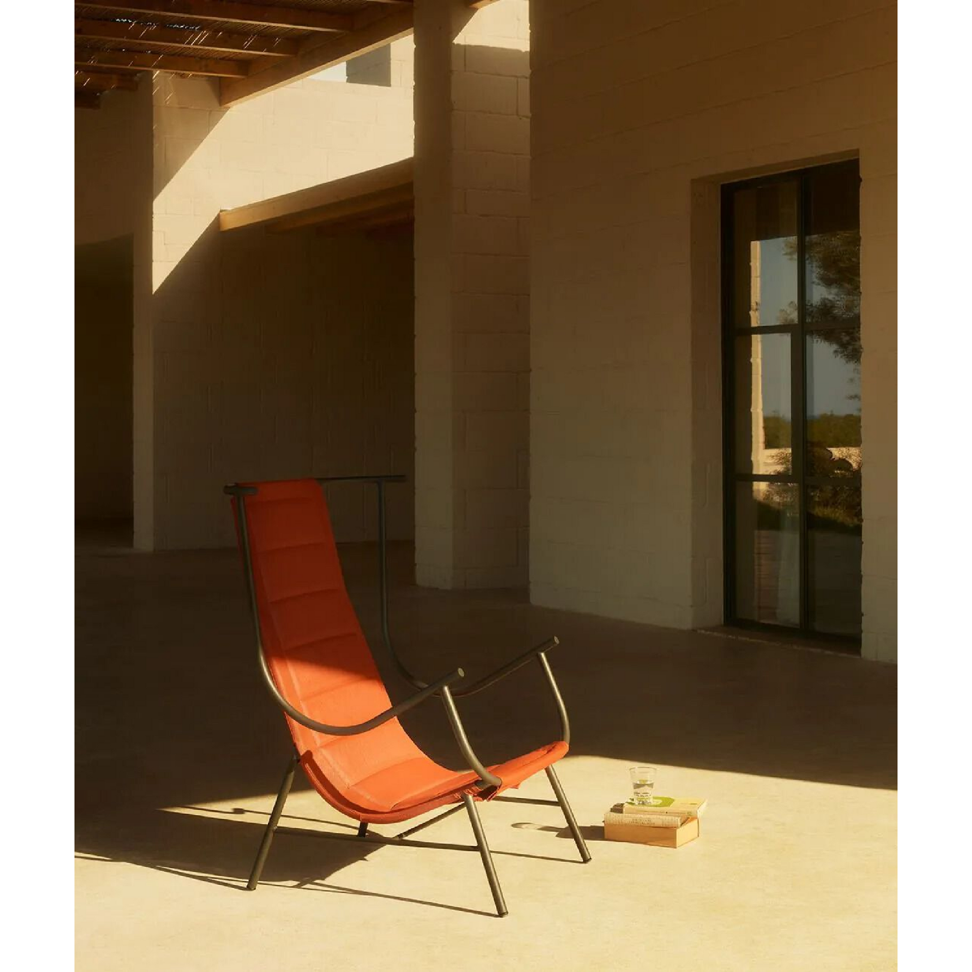 Minimalist Outdoor Bergère Armchair | Unopiu Nanda | Italianfurniture.com