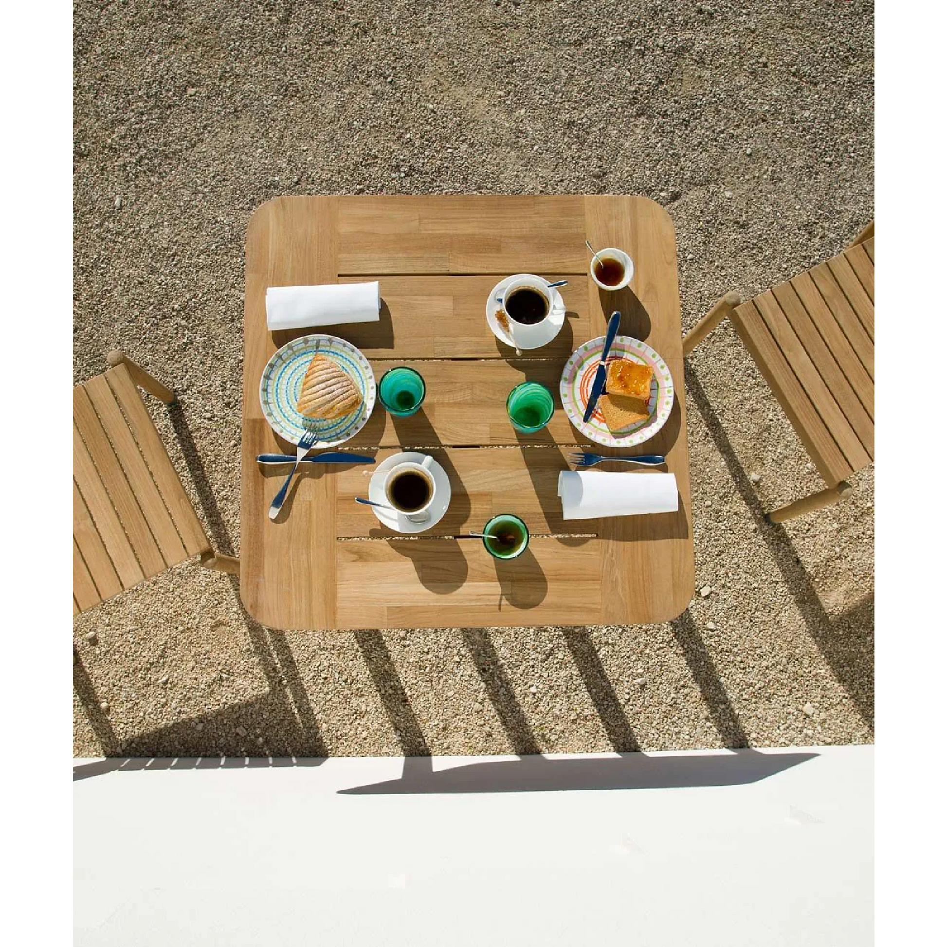 Square Wooden Outdoor Dining Table | Unopiu Pevero | Italianfurniture.com