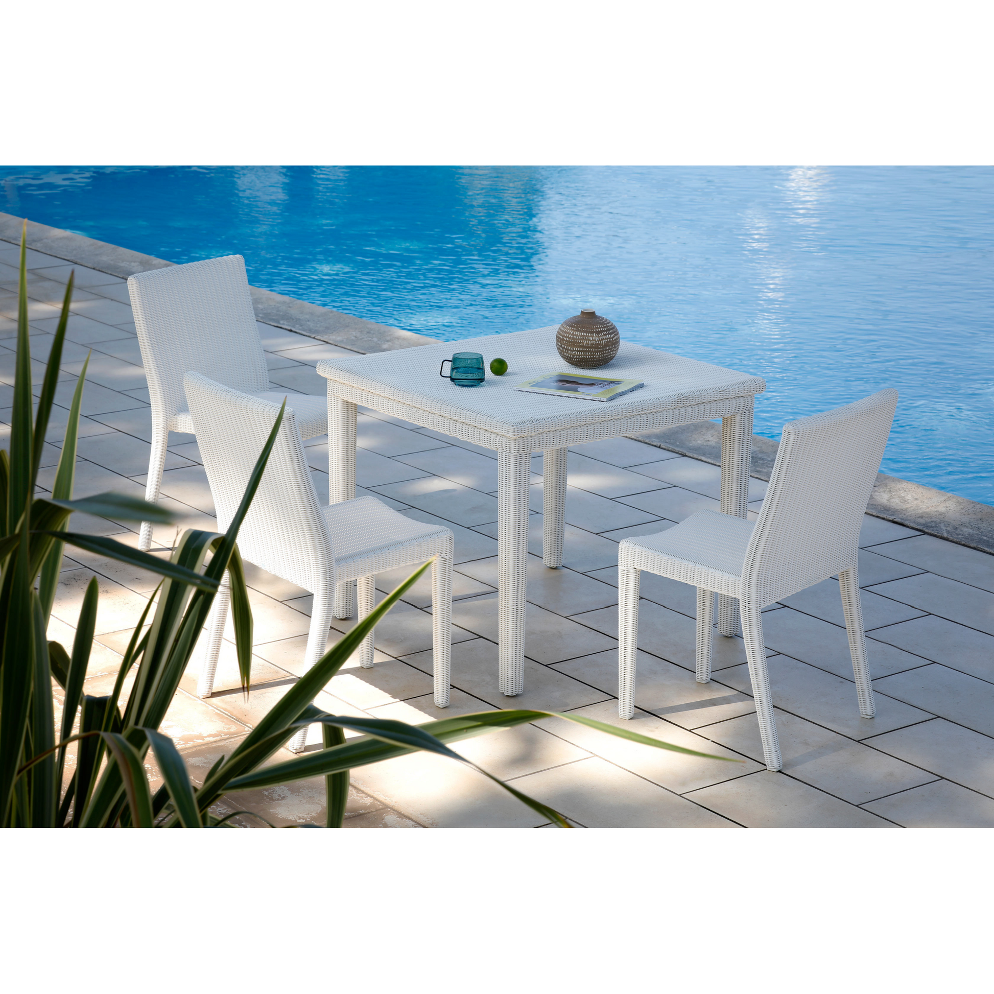 ven Outdoor Stackable Chair | Unopiu Agorà | Italianfurniture.com