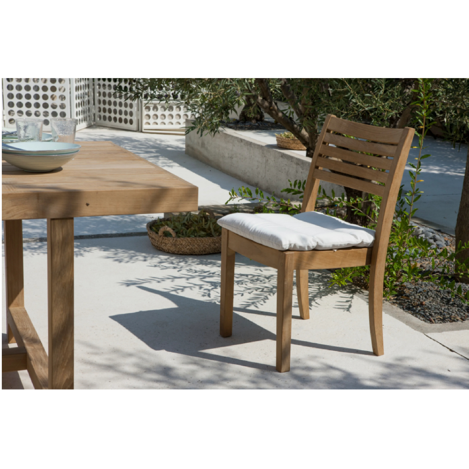 Teak Stackable Outdoor Dining Chair | Unopiu Chelsea | Italianfurniture.com