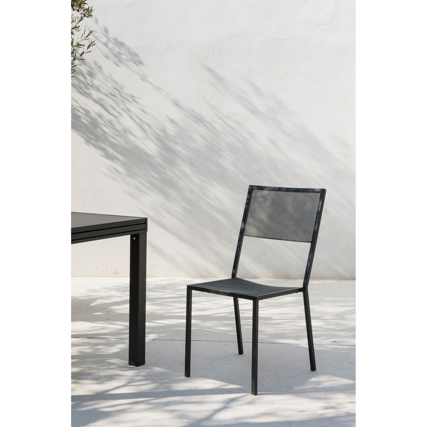 Stackable Iron Outdoor Chair | Unopiu Conrad | Italianfurniture.com