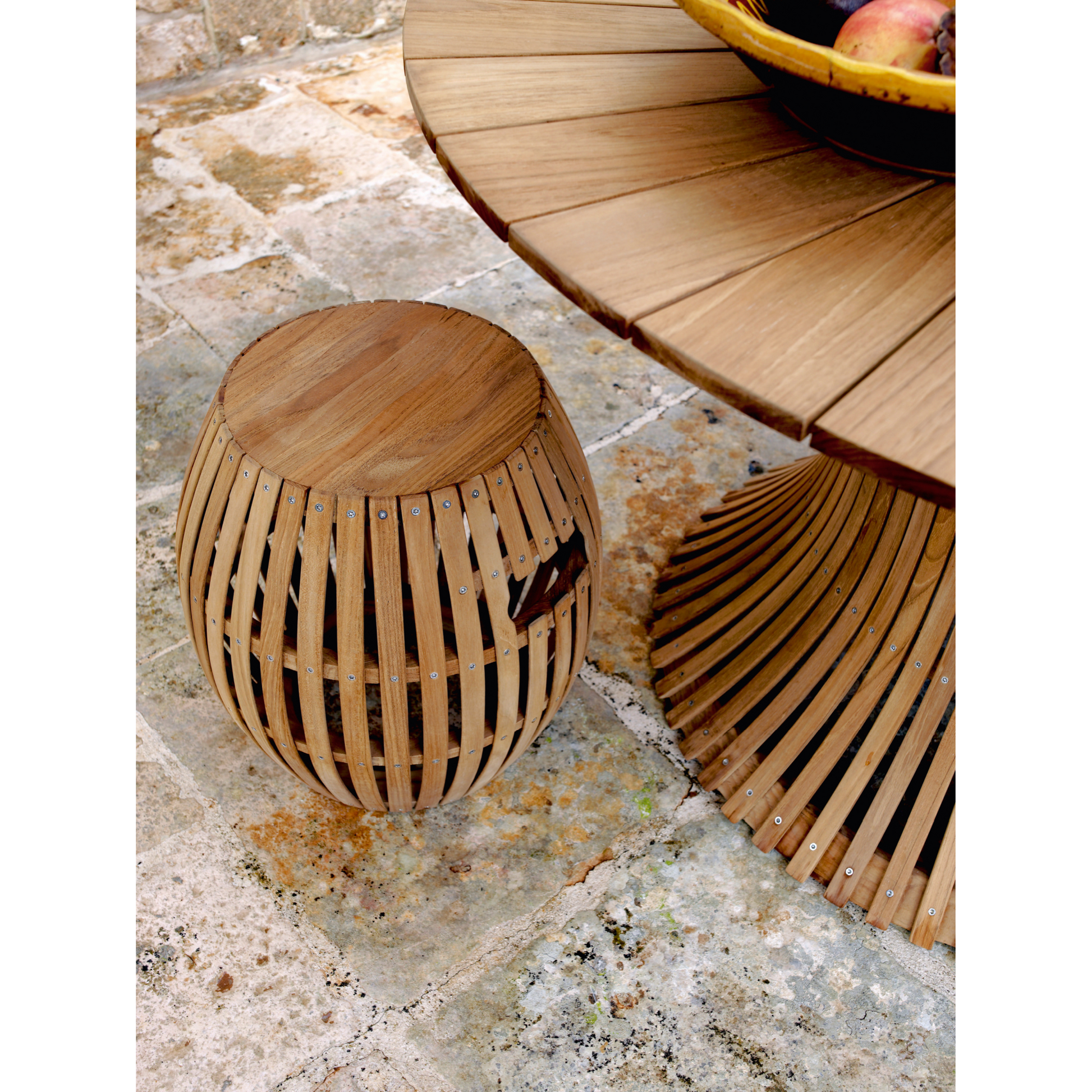 Slatted Teak Outdoor Stool | Unopiu Swing | Italianfurniture.com