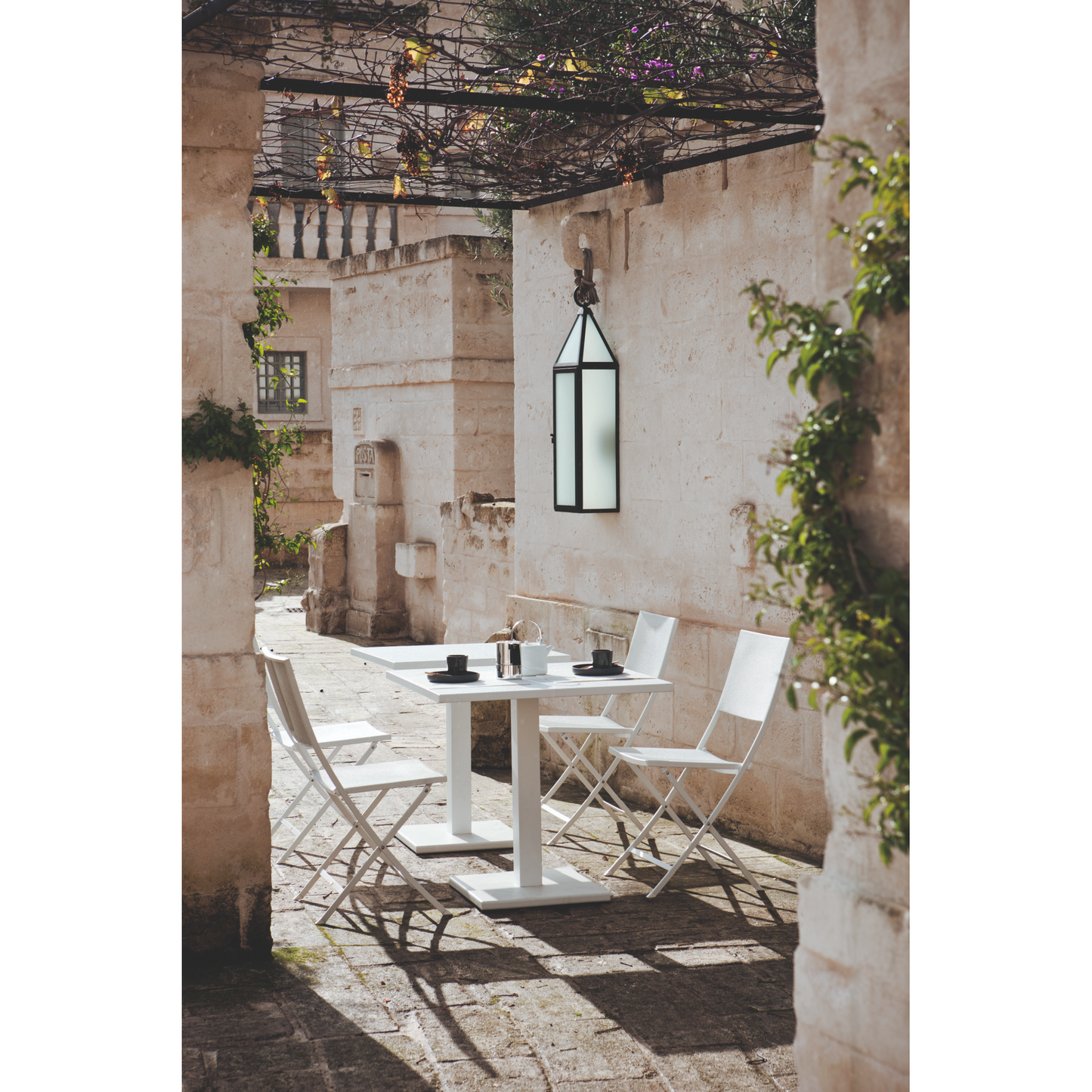 Square Outdoor Dining Table | Unopiu Conrad | Italianfurniture.com